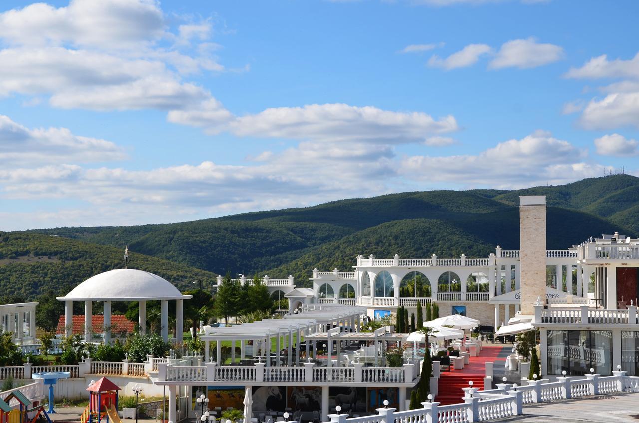 Queen Vali Palace Prilepnica Bagian luar foto